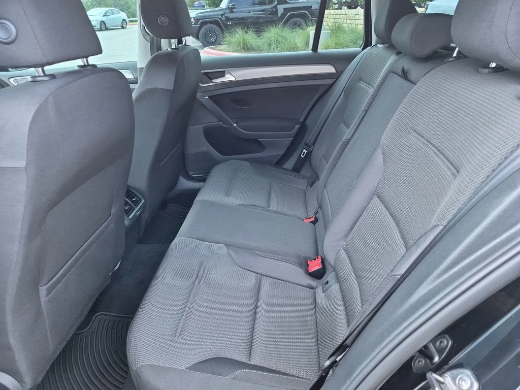 Used 2016 Black Volkswagen S image 33