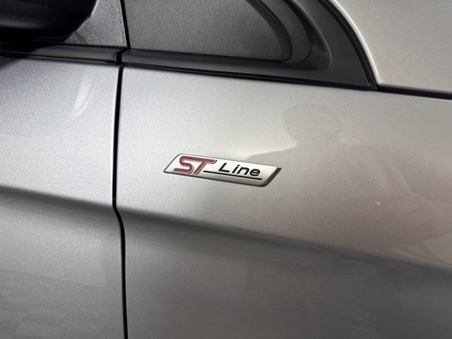 Used 2024 Silver Ford ST Line image 12