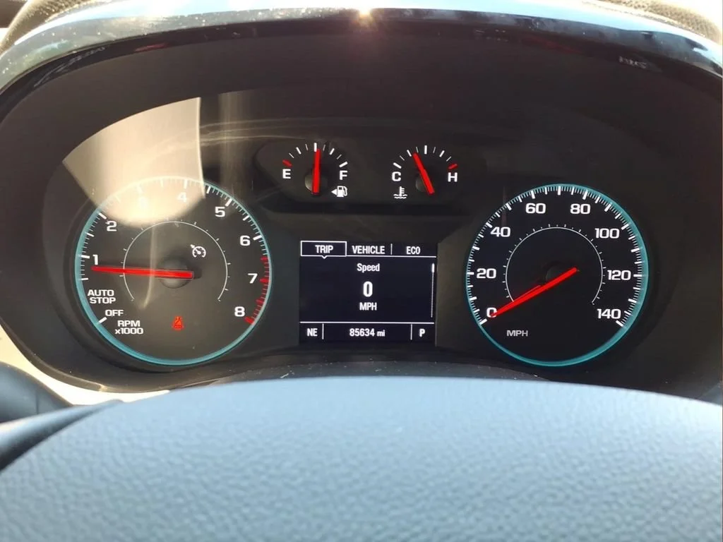 Used 2022 Northsky Blue Metallic Chevrolet LT Cloth image 14