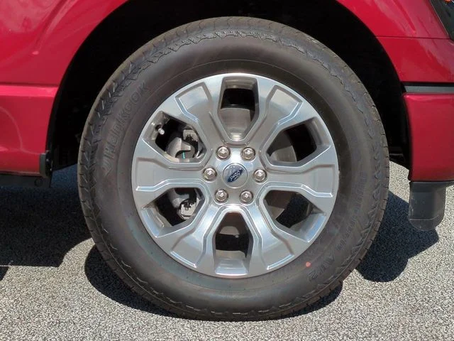 New 2026 Ruby Red Metallic Tinted Clearcoat Ford Platinum® image 11