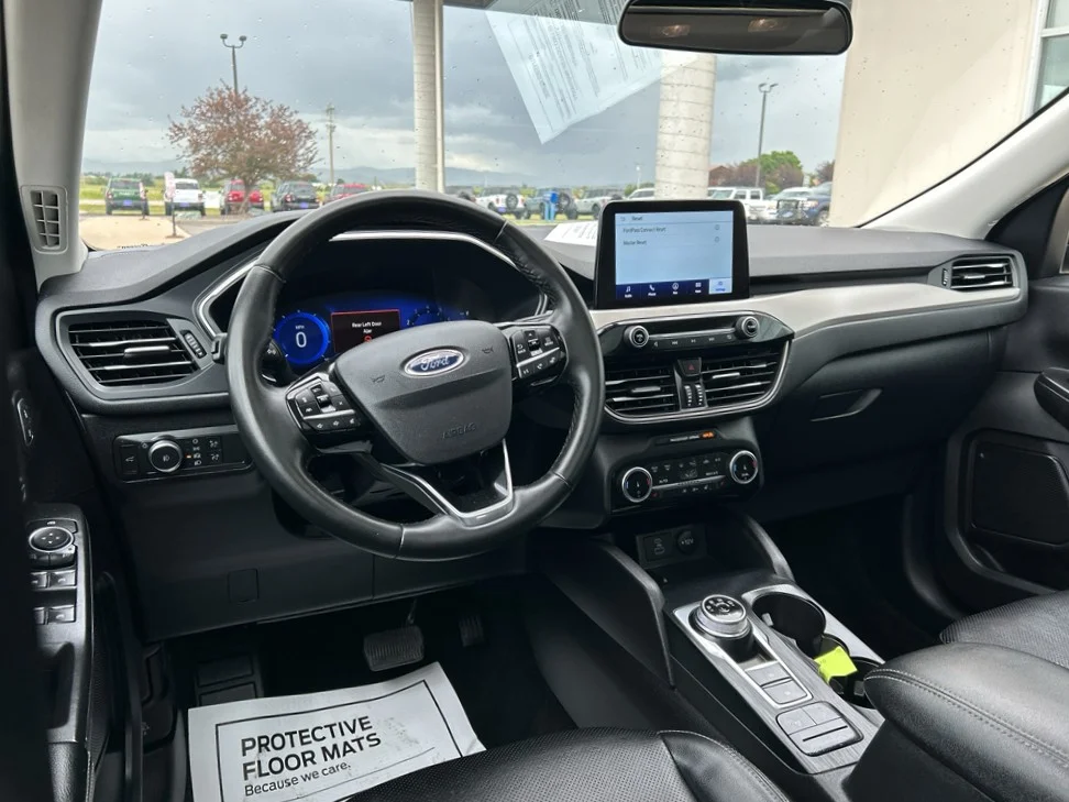 Used 2022 Stone Blue Metallic Ford SEL image 9