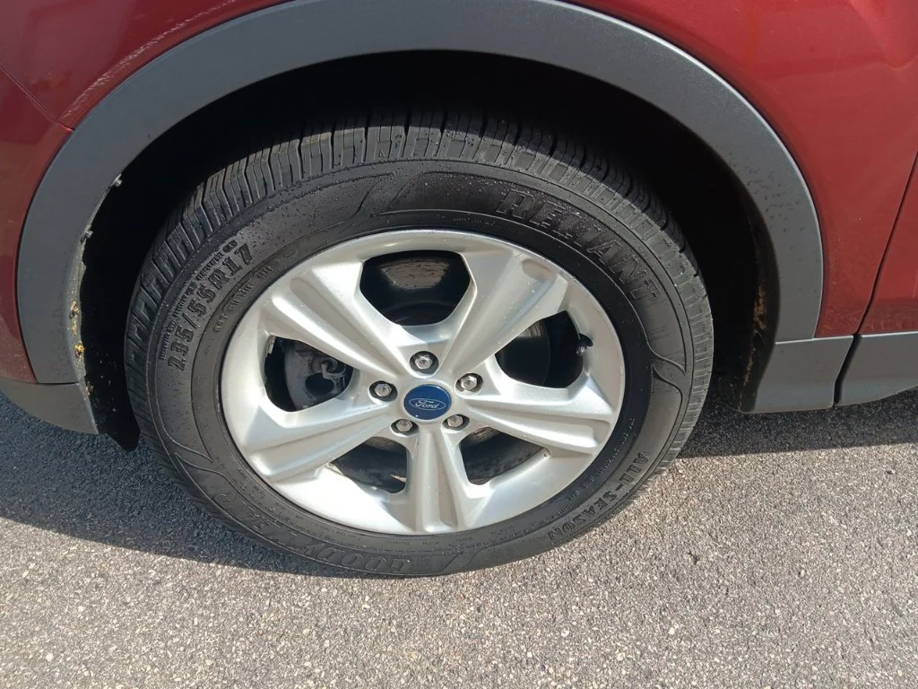 Used 2015 Sunset Ford SE image 12