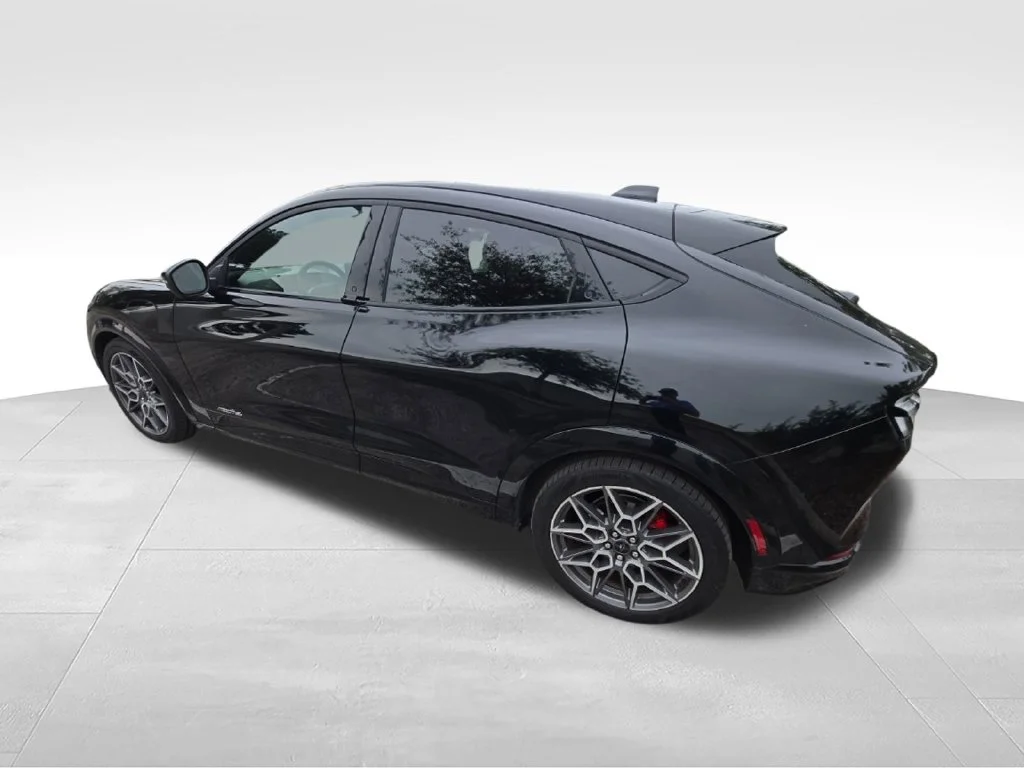 Used 2025 Black Ford GT image 11