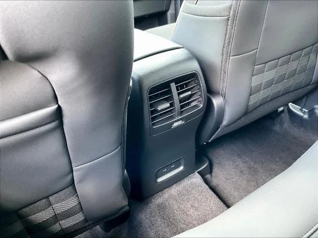 New 2026 Space White Metallic Ford Big Bend® image 51