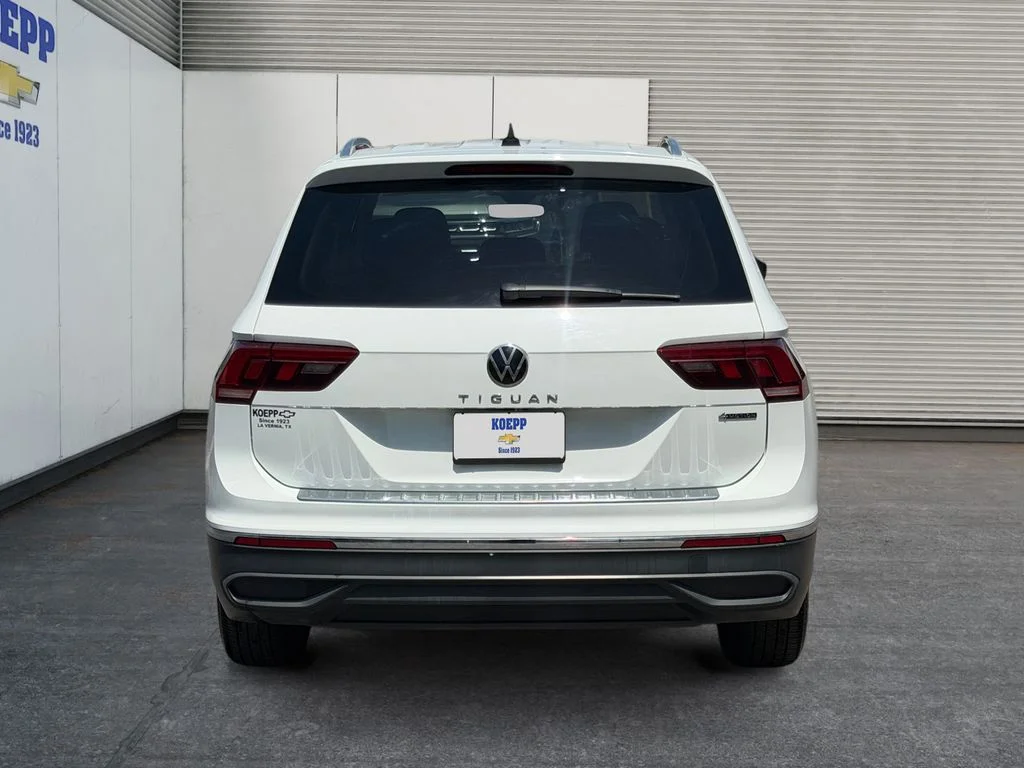 Used 2024 Deep Black Pearl Volkswagen Wolfsburg Edition image 4