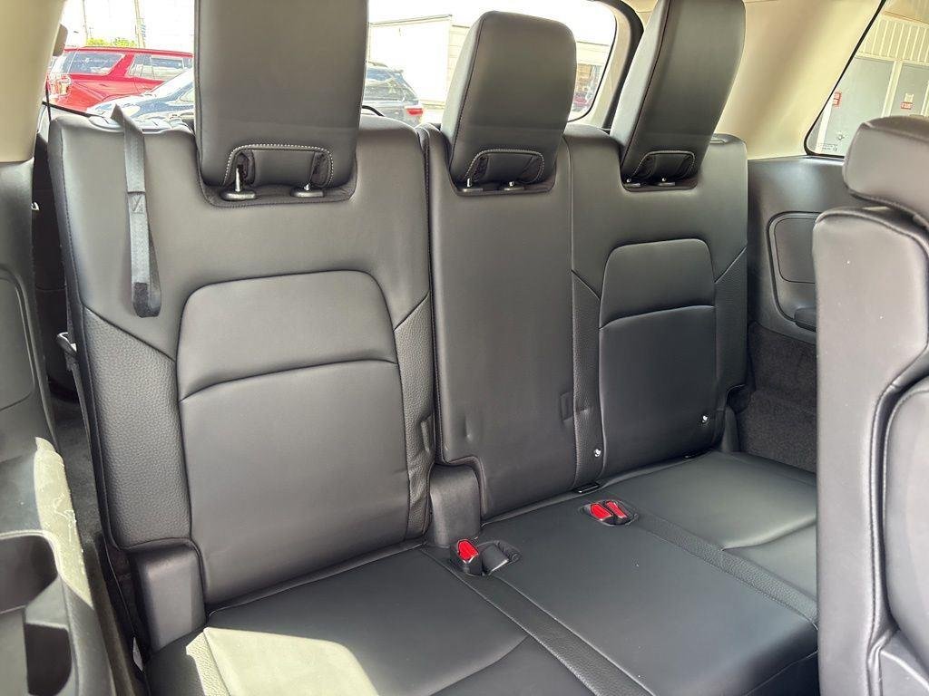 Used 2024 Super Black Nissan SL image 16