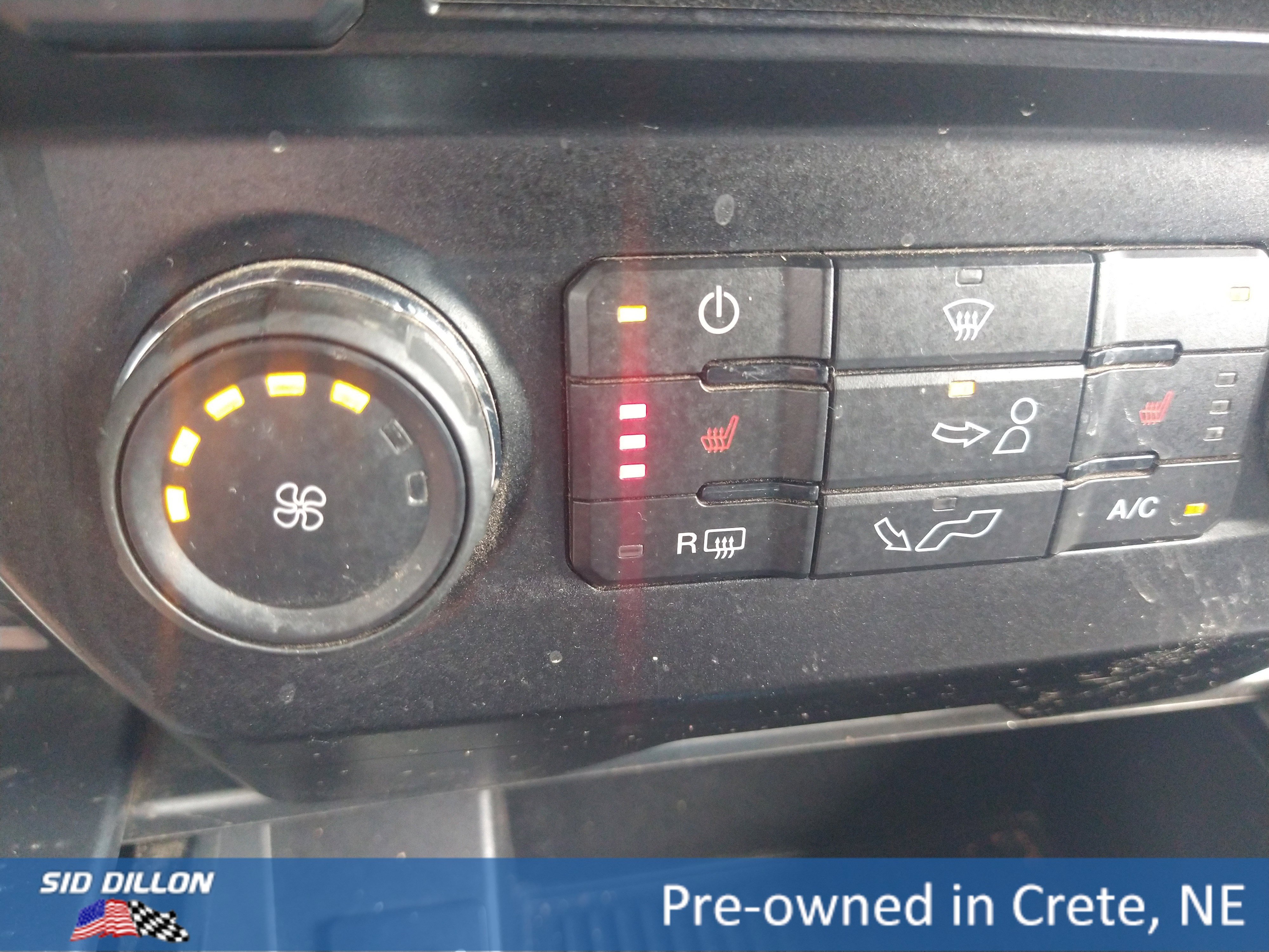 Used 2018 Shadow Black Ford XLT image 10