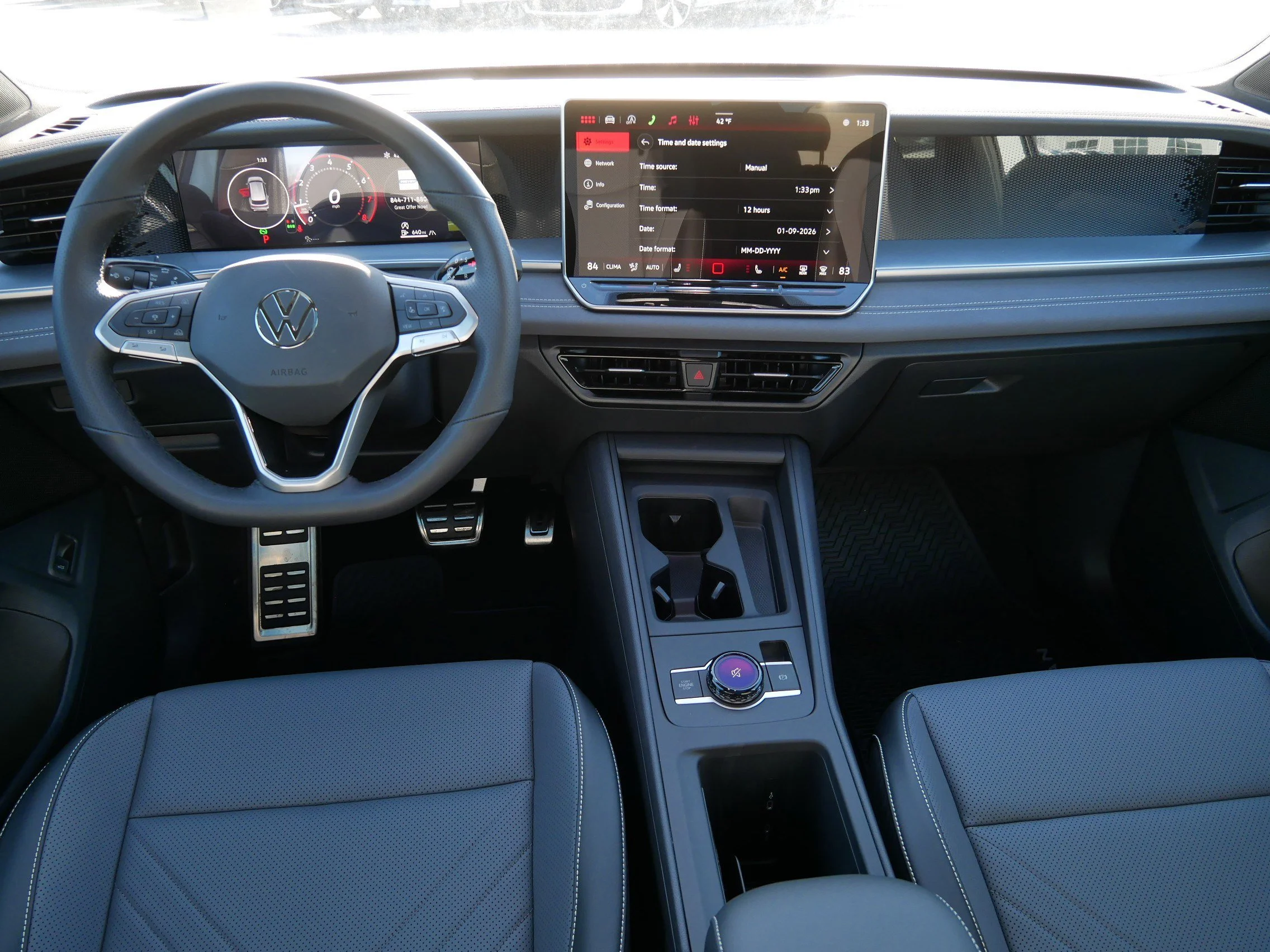 2026 Volkswagen Tiguan SE R-LINE BLACK - Photo 8
