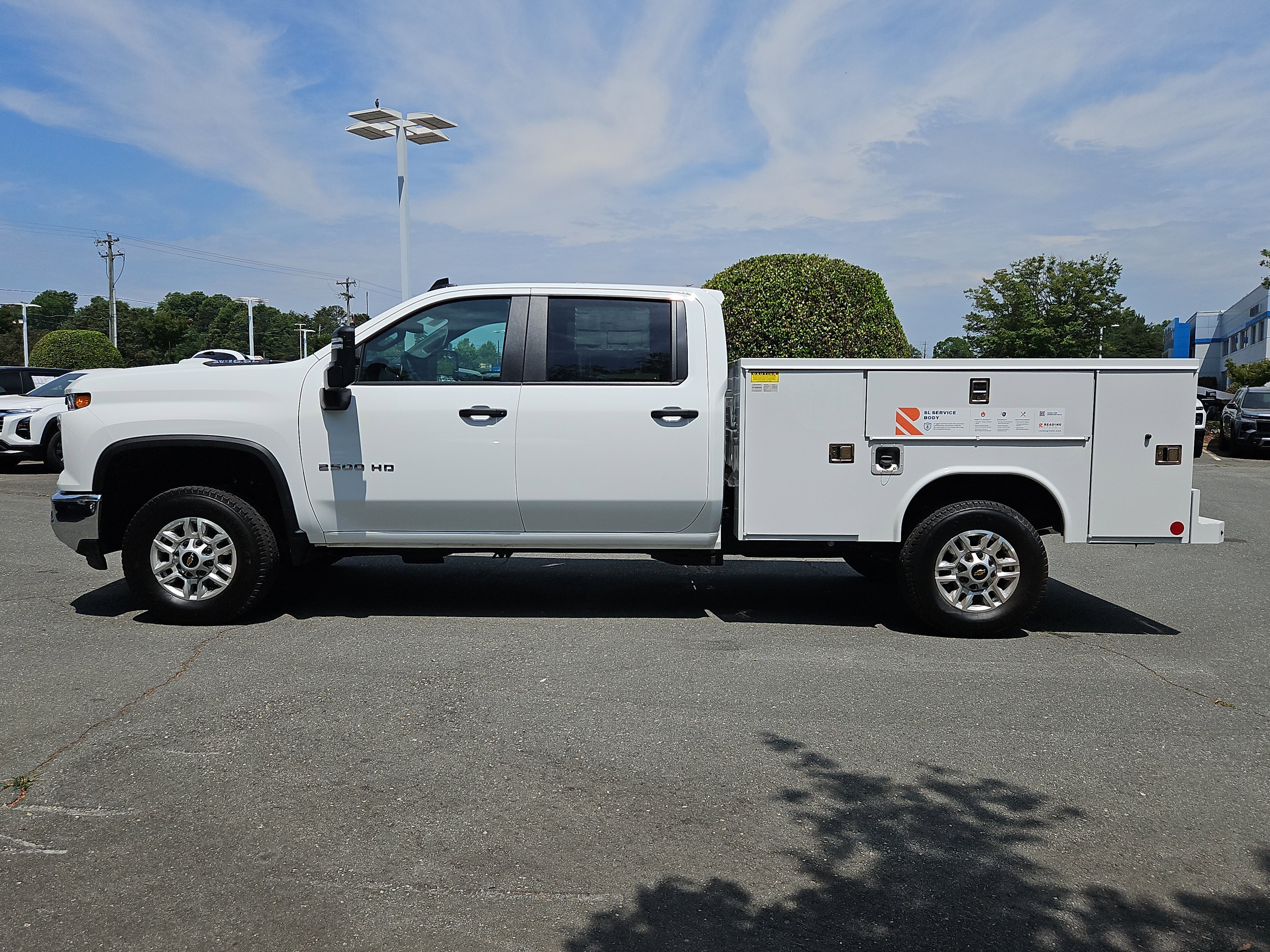 New 2026 Summit White Chevrolet WT image 2