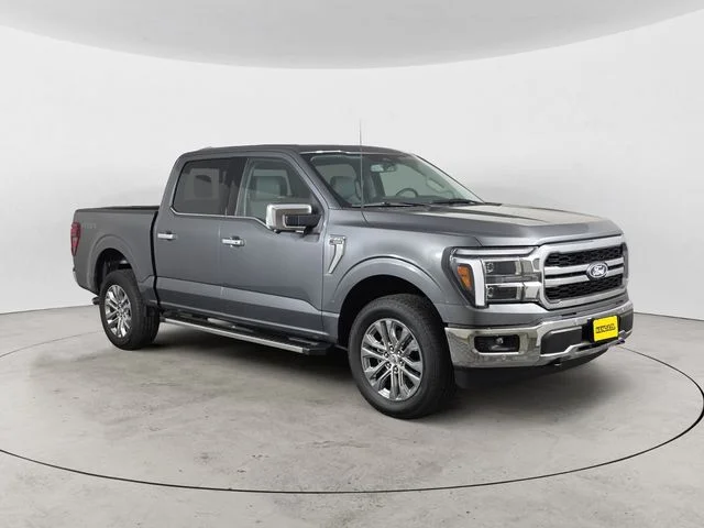 Certified Used 2025  Ford Lariat image 7