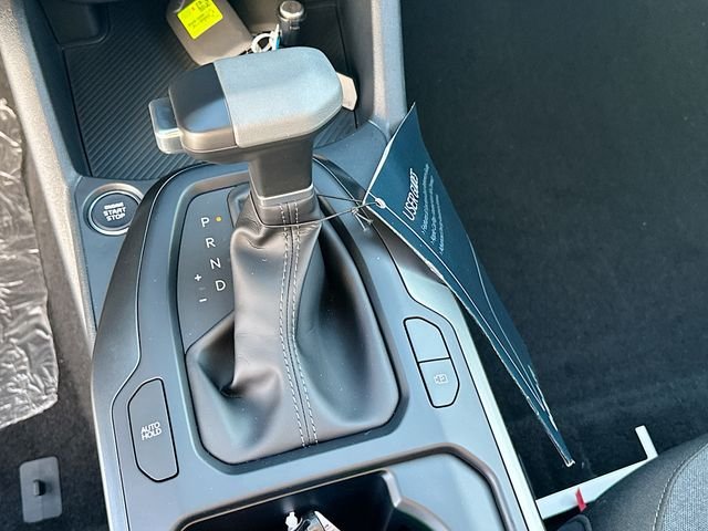 Certified Used 2026 Snow White Pearl Kia LXS image 16