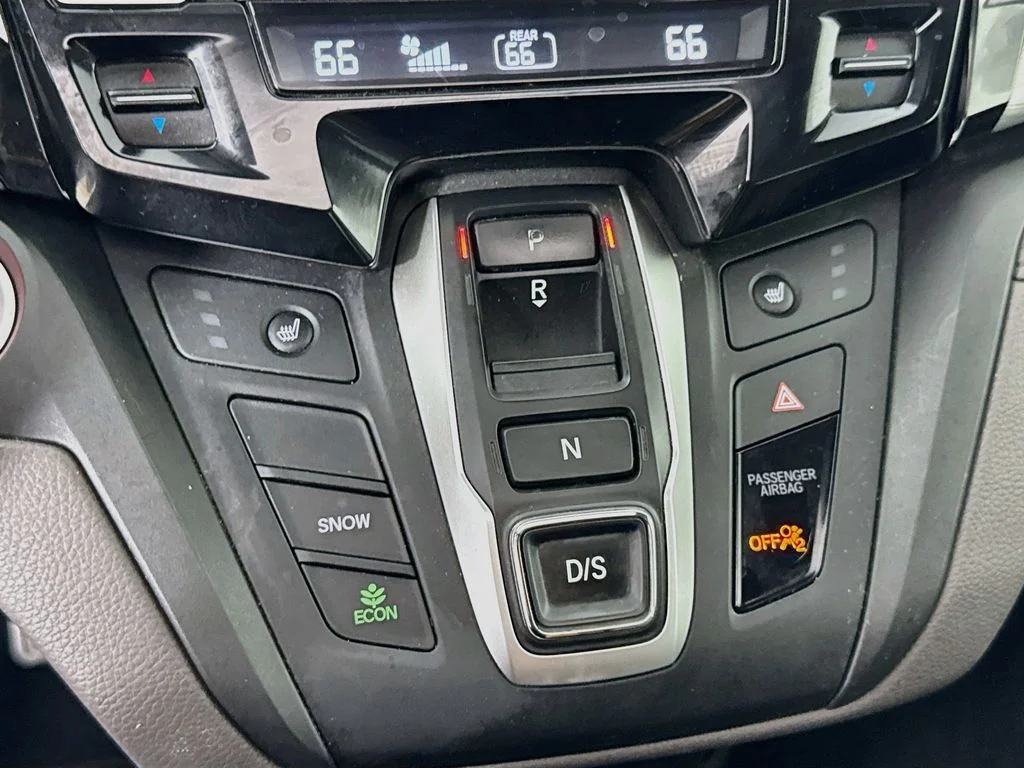 Certified Used 2018 White Honda EX-L image 22
