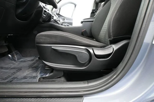 2023 Kia Sorento LX - Photo 20