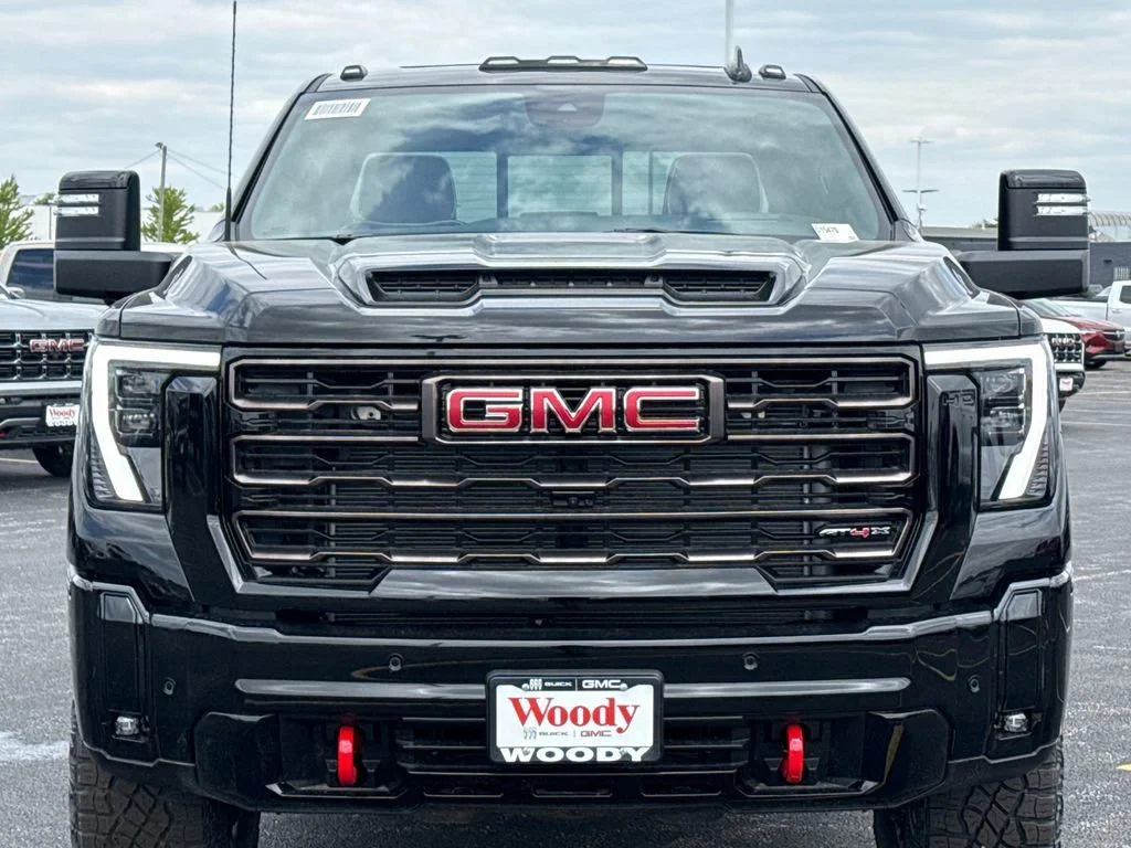 New 2026 Onyx Black GMC AT4X image 4