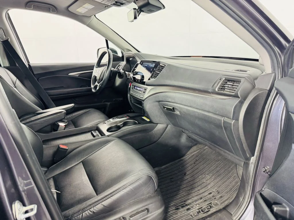 Used 2021 Gray Honda Special Edition image 34