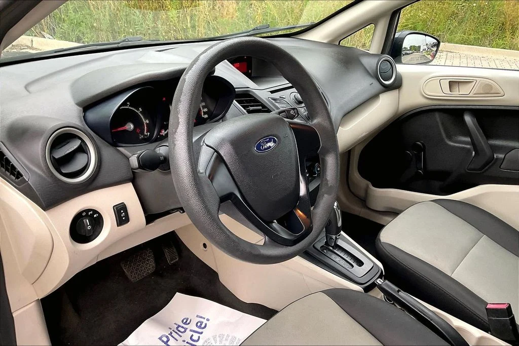 Used 2013 Purple Ford S image 12
