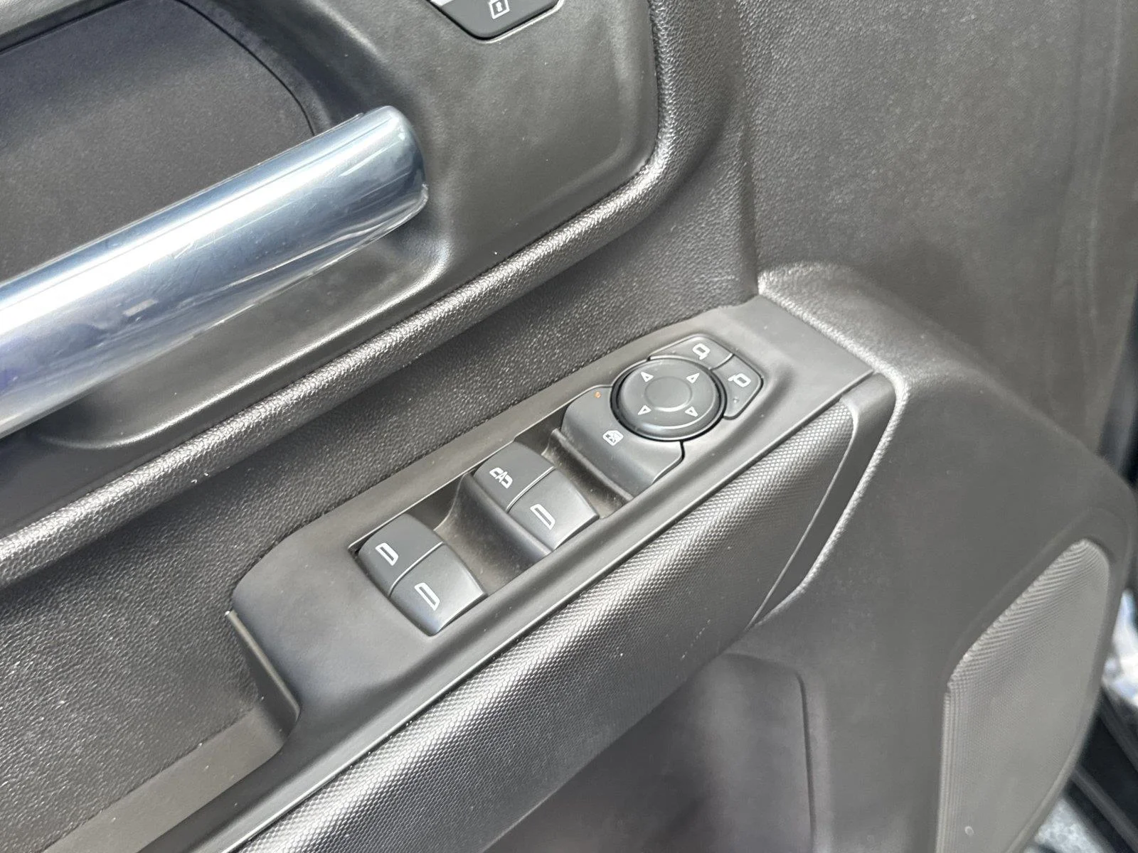 Used 2024 Black Chevrolet Custom image 18