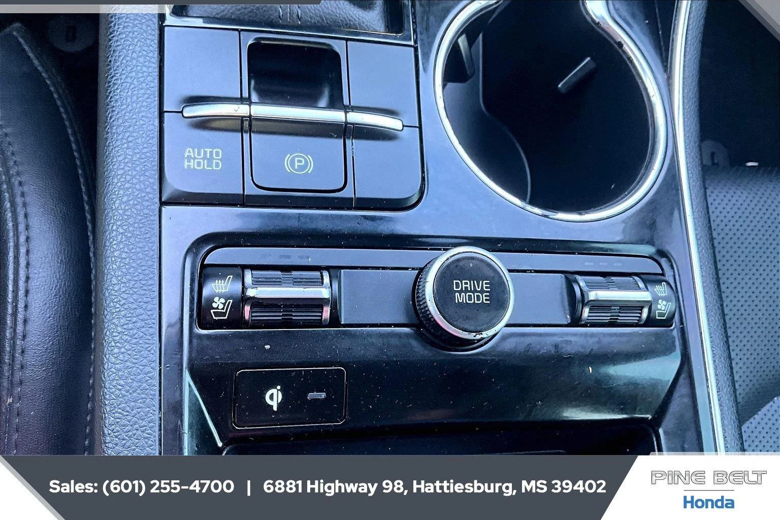 Used 2022 Gravity Gray Kia EX image 22