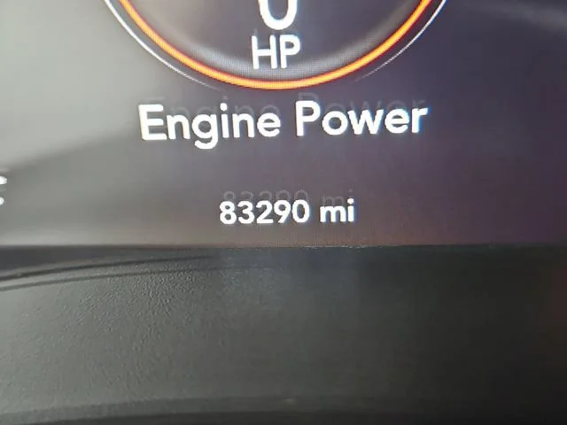 Used 2020 White Dodge SXT image 17