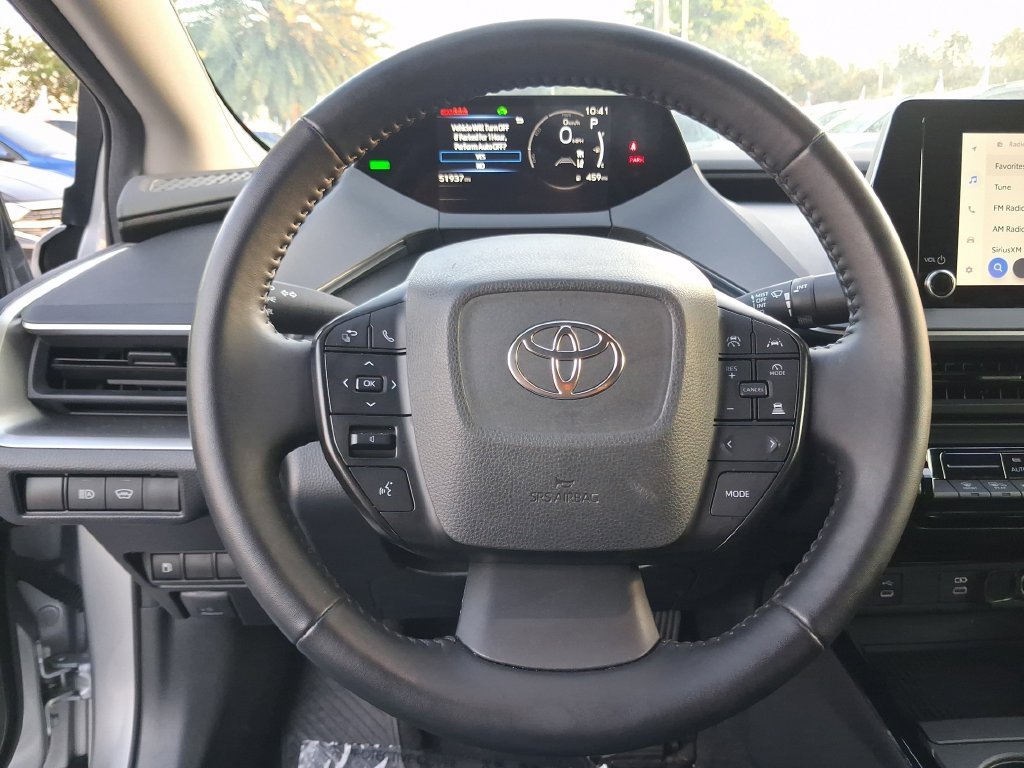 Used 2025  Toyota LE image 20