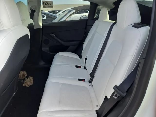 Used 2022 White Tesla Long Range image 6