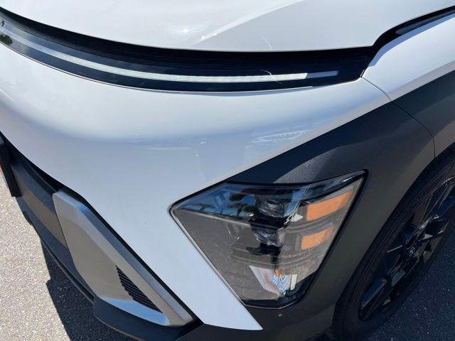 New 2026 White Hyundai SEL Sport FWD image 13