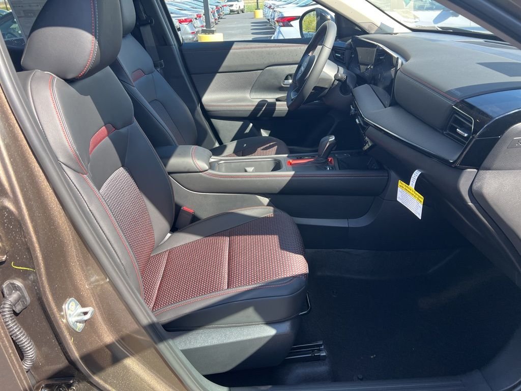 2026 Nissan KICKS SR AWD - Photo 9