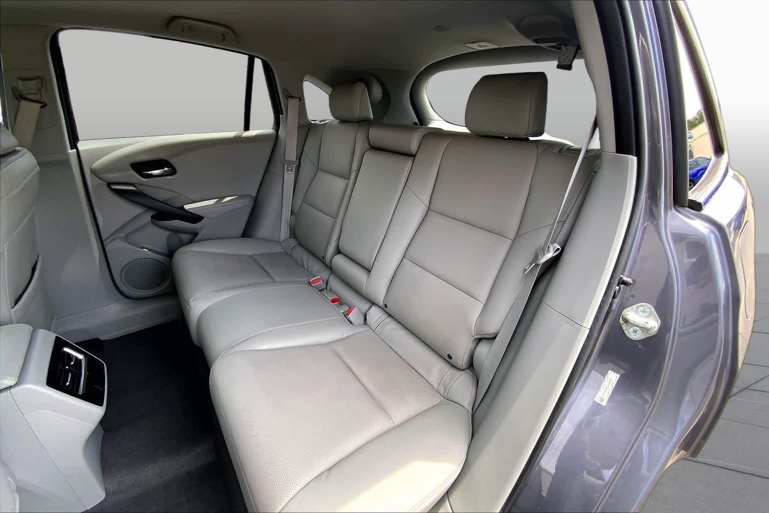 Used 2018 Modern Steel Metallic Acura w/Advance Pkg image 21