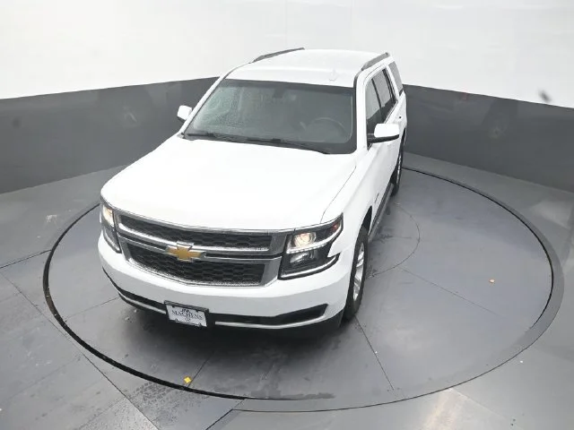 Used 2017 White Chevrolet LS image 14