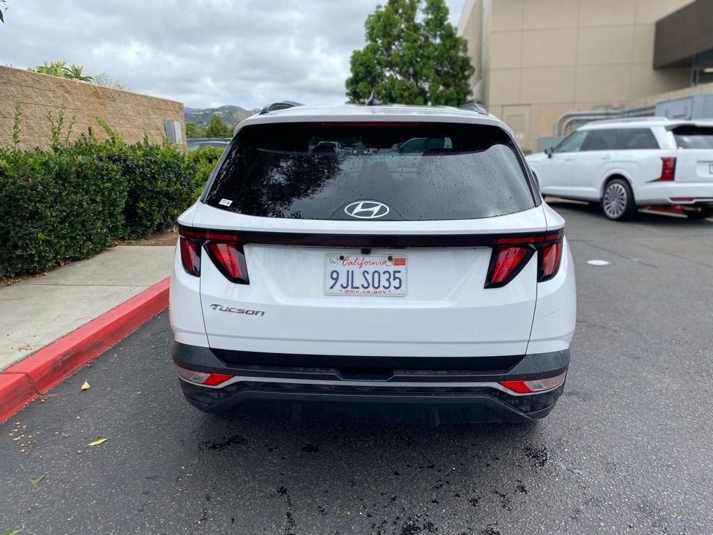 Used 2024 White Hyundai SEL image 8