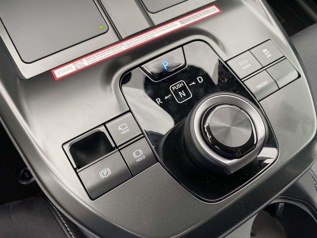 2026 Toyota C-HR XSE - Photo 26