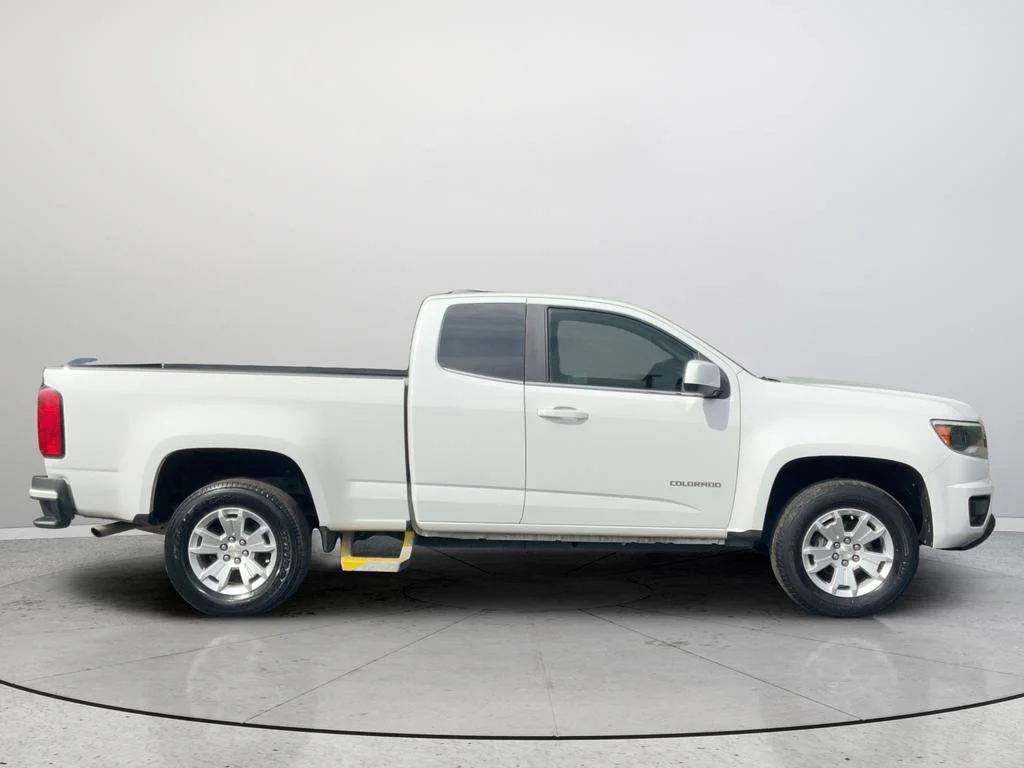 2020 Chevrolet Colorado LT - Photo 6