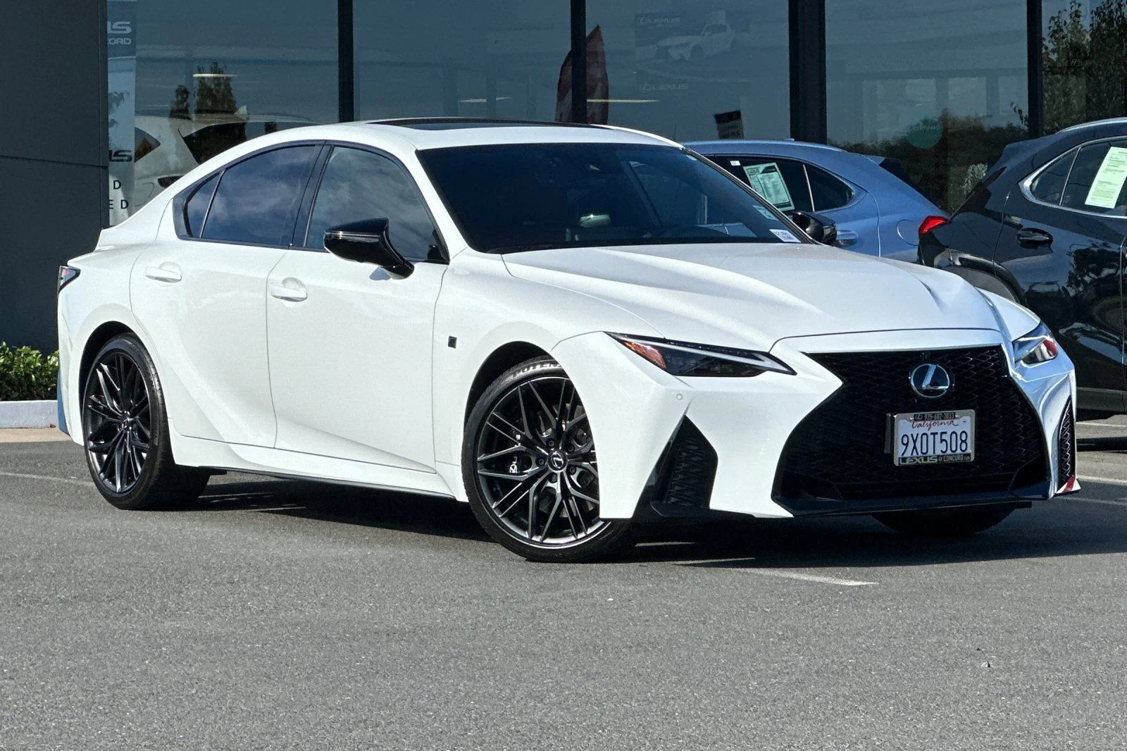 Certified Used 2025 Ultra White Lexus 500 F SPORT Performance image 2