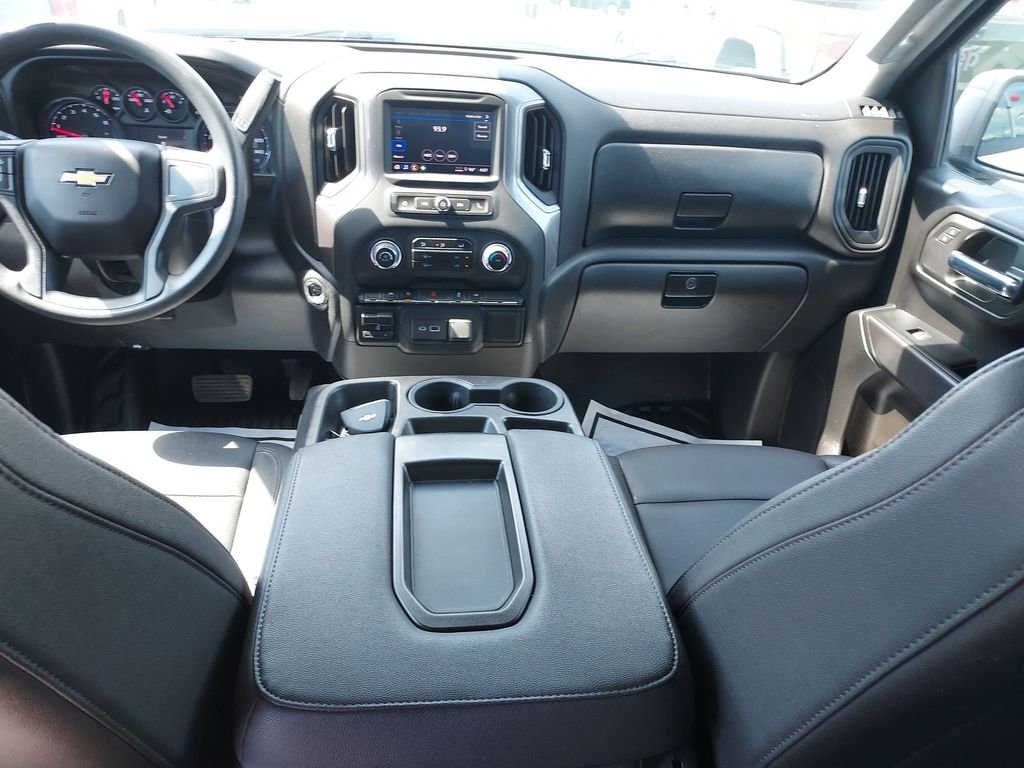 Used 2023 White Chevrolet WT image 10