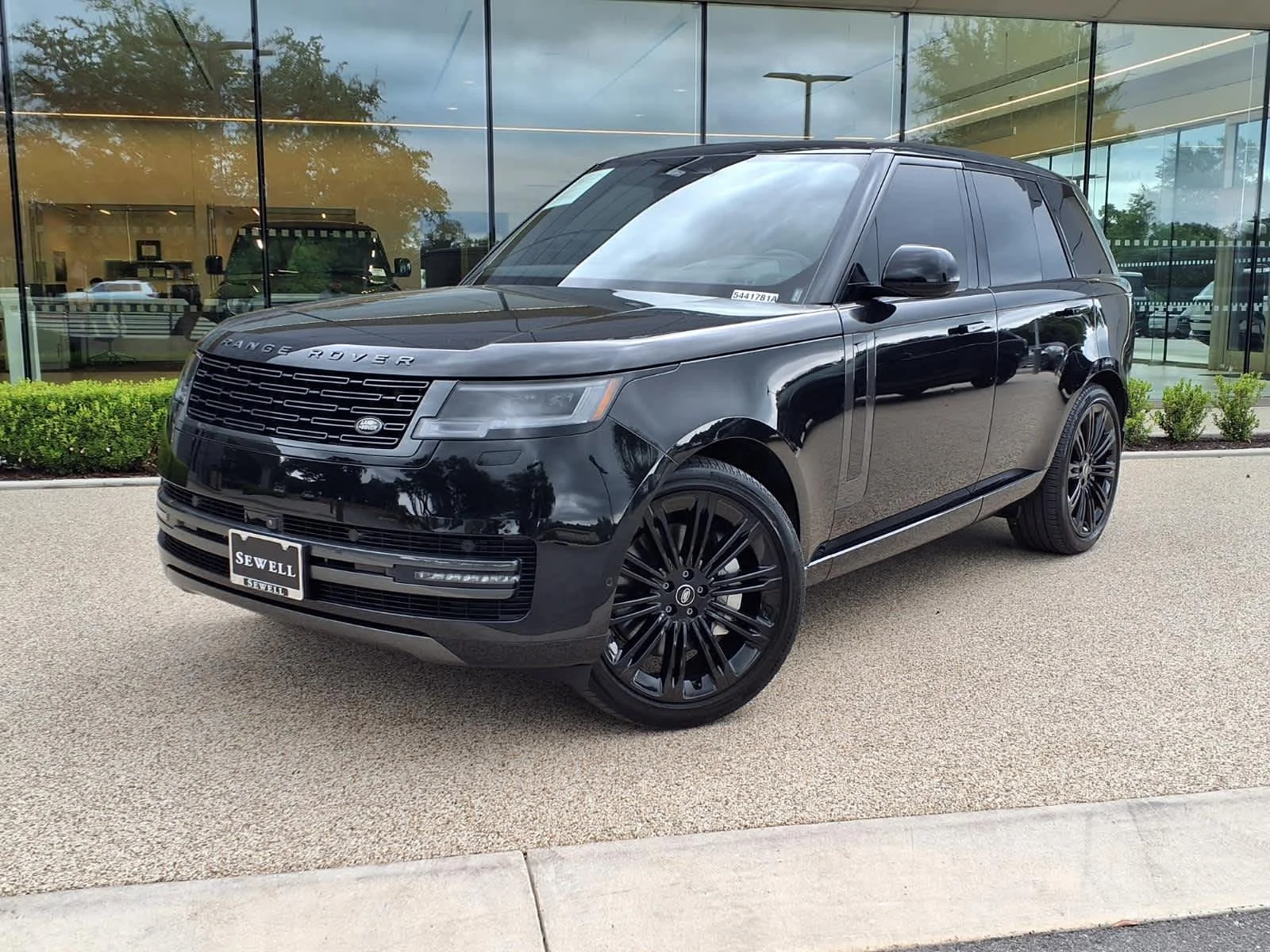 2025 Land Rover Range Rover
