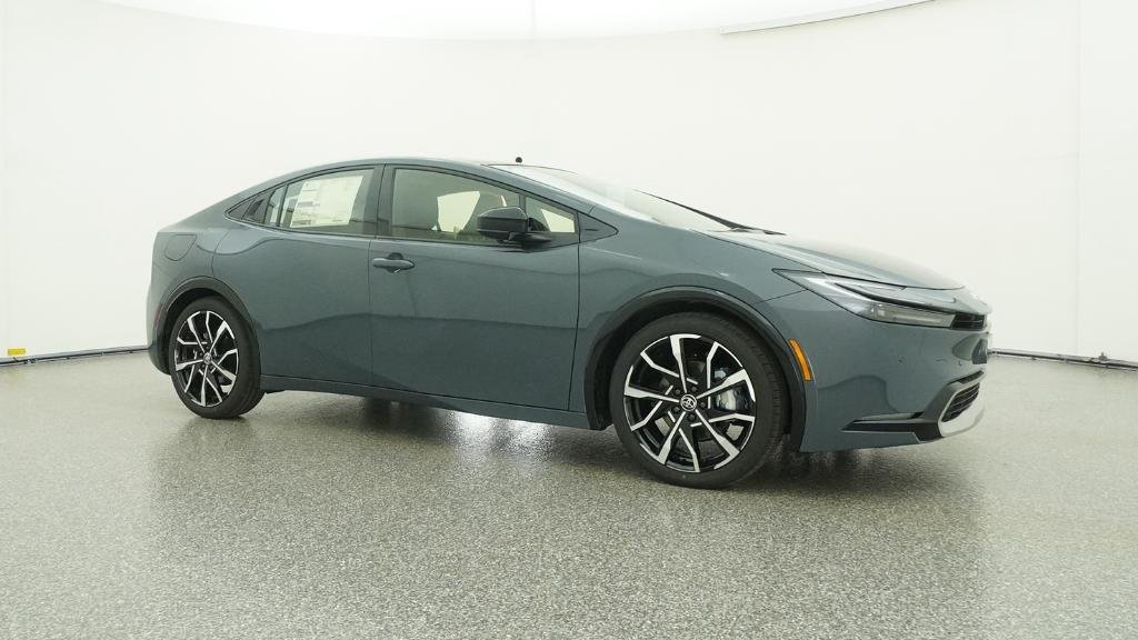 New 2026 Guardian Gray Toyota XSE image 35