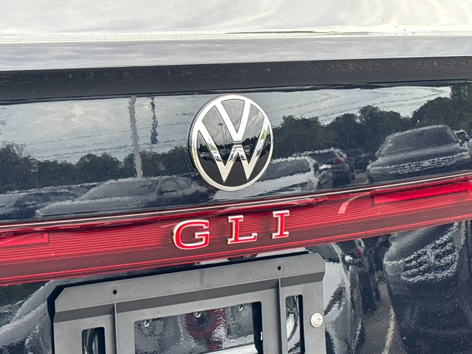 New 2026 Deep Black Pearl VOLKSWAGEN  image 10