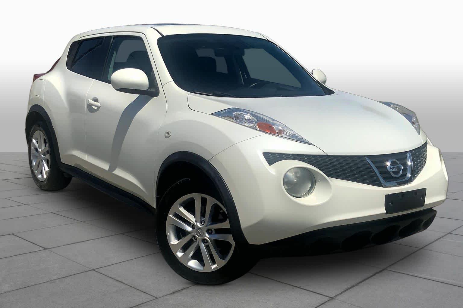 Pre-Owned 2013 Nissan JUKE SV