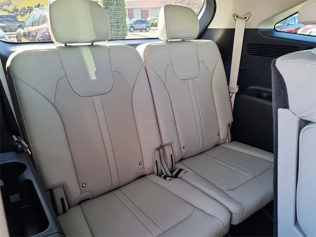 New 2026 White Kia S image 20