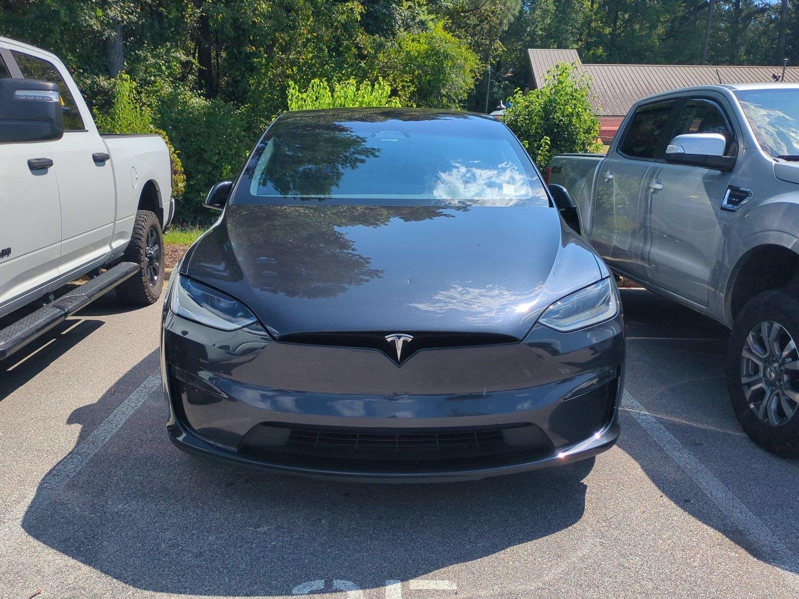 Used 2024  Tesla  image 2