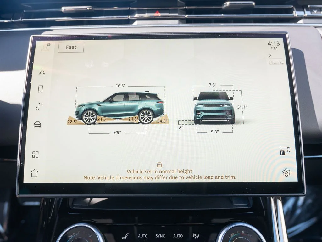 Certified Used 2023 Gray Land Rover SE Dynamic image 29