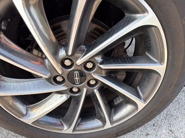 Used 2024 Infinite Black Metallic Lincoln Grand Touring image 6