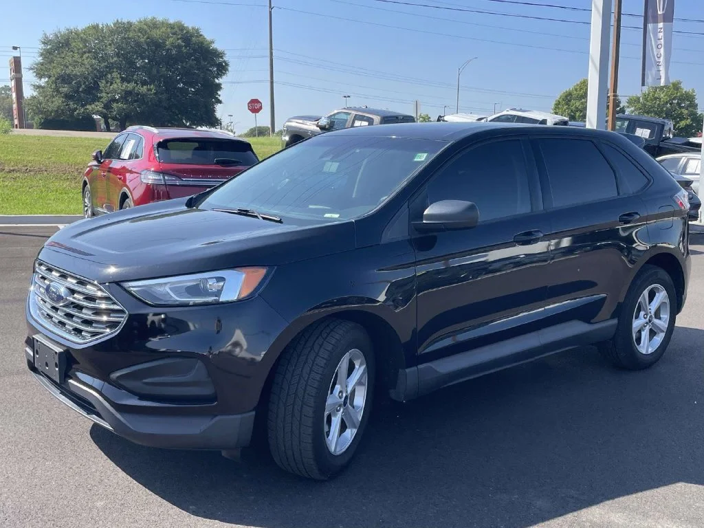 Certified Used 2020 Black Ford SE image 7