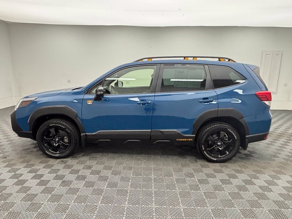 Used 2023 Blue Subaru Wilderness image 13