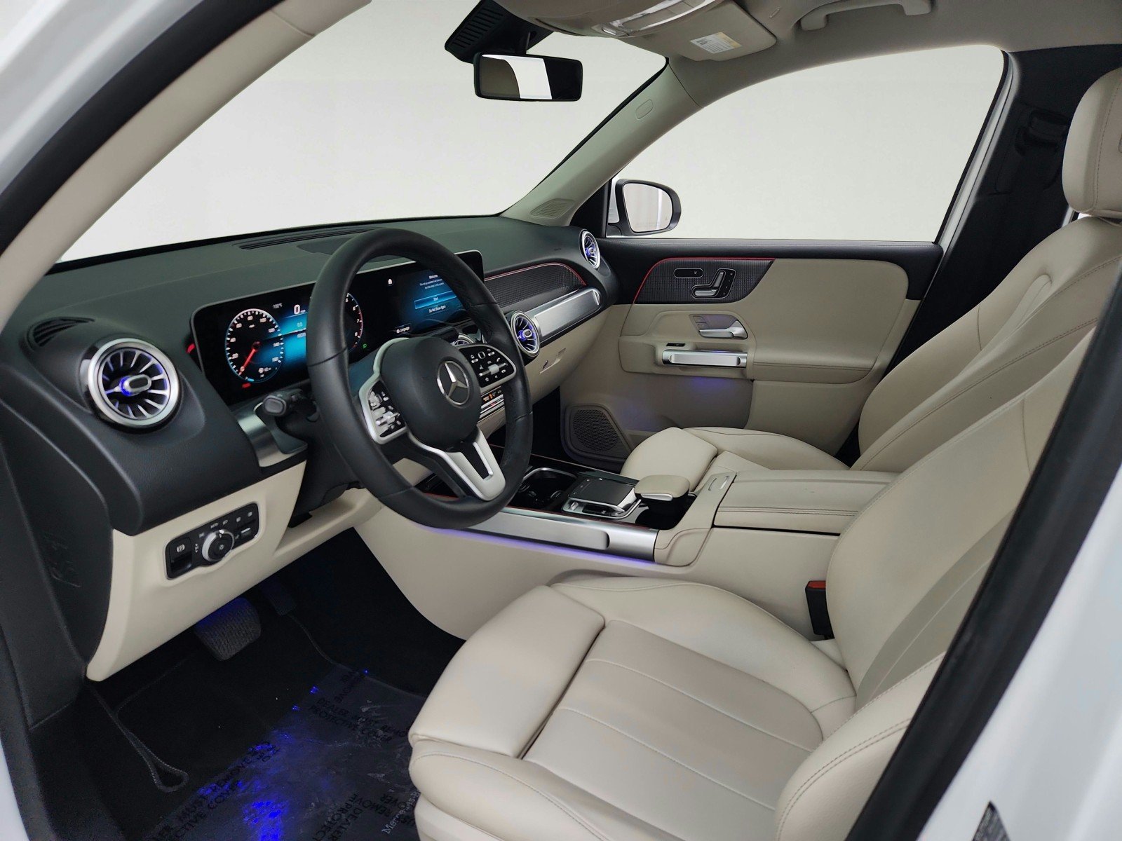 Used 2020 Polar White Mercedes-Benz GLB 250 image 19