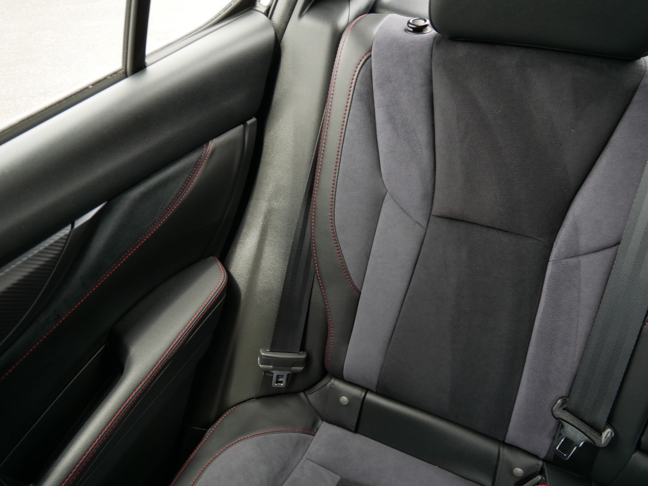 Used 2022 Ice Silver Metallic Subaru GT image 12