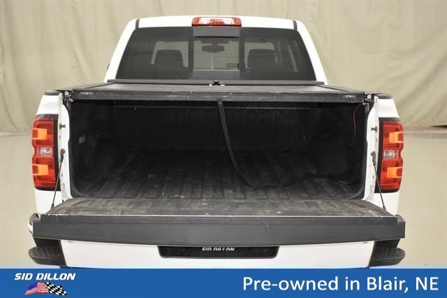 Used 2018 Summit White Chevrolet LT image 10