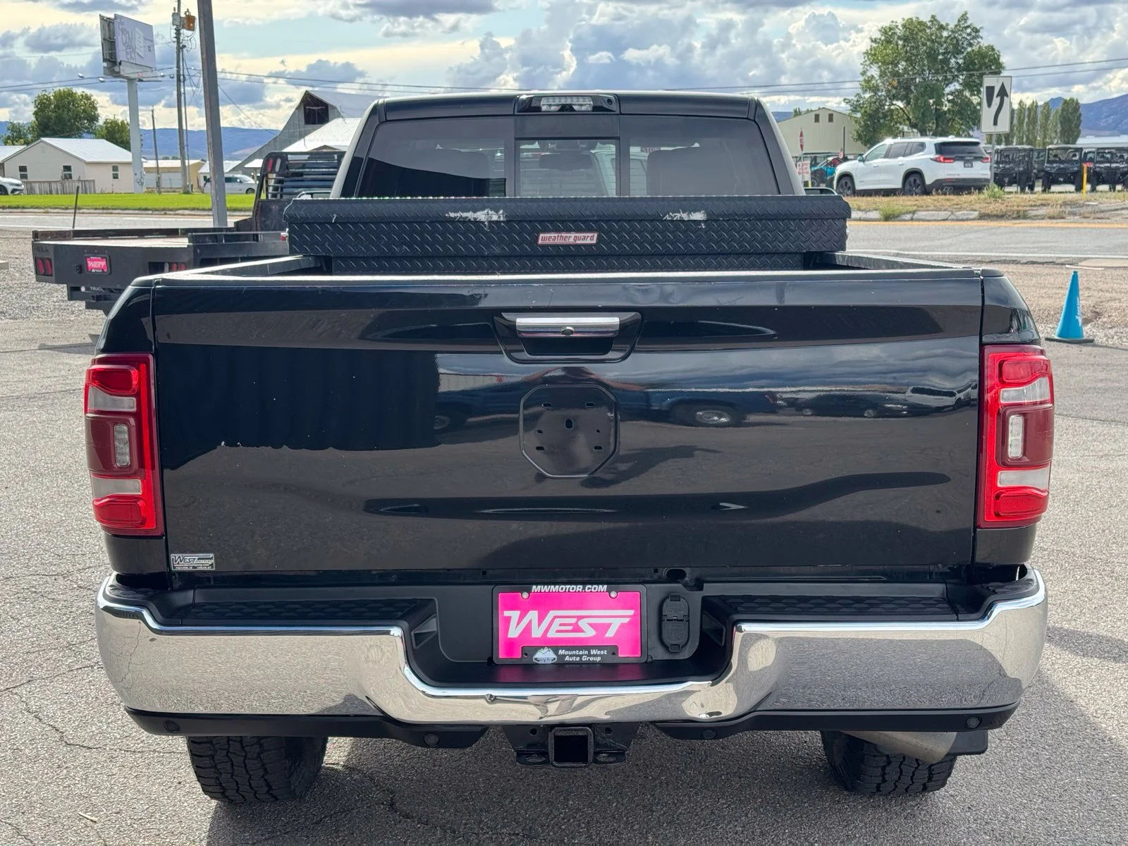 Used 2020 Black Ram Laramie image 7