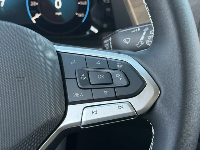 New 2026 White Volkswagen 2.0T SE w/Technology image 11