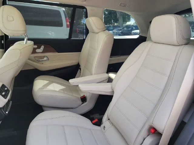2022 Mercedes-Benz GLS GLS450 - Photo 23